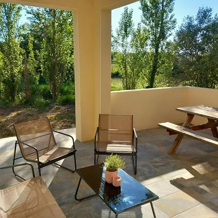 La Des Cigales Holiday home *