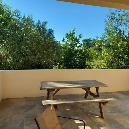 Holiday home La Des Cigales